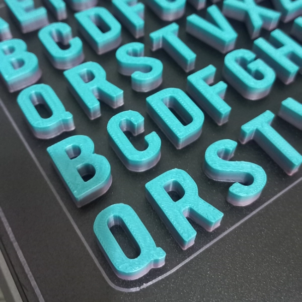 Galeria Alfabeto Móvel em Impressão 3D – Kit Completo com 57 Letras