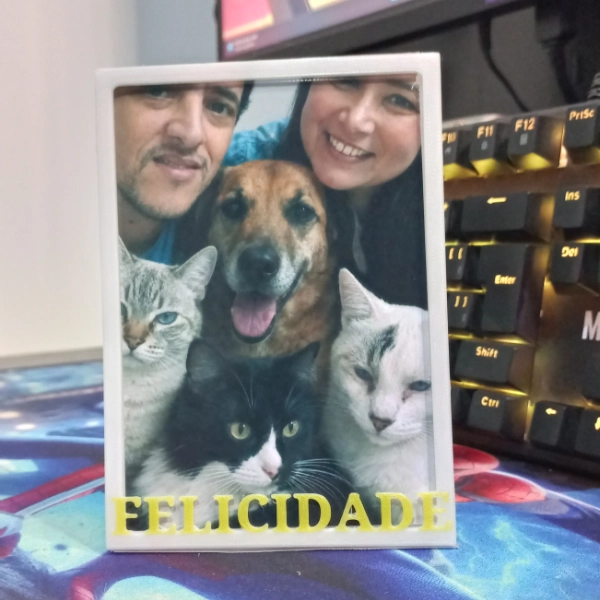 Galeria Porta-Retrato Decorativo em Impressão 3D com Frase Personalizável